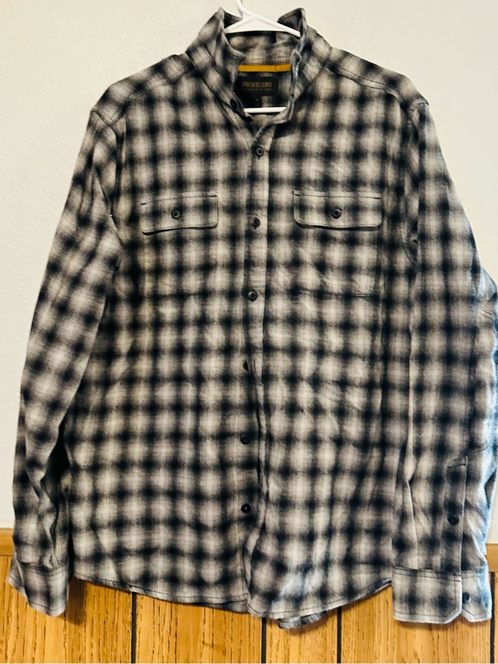 BROTHERS/SONS Men's size medium Plaid Button-Up Jacket
